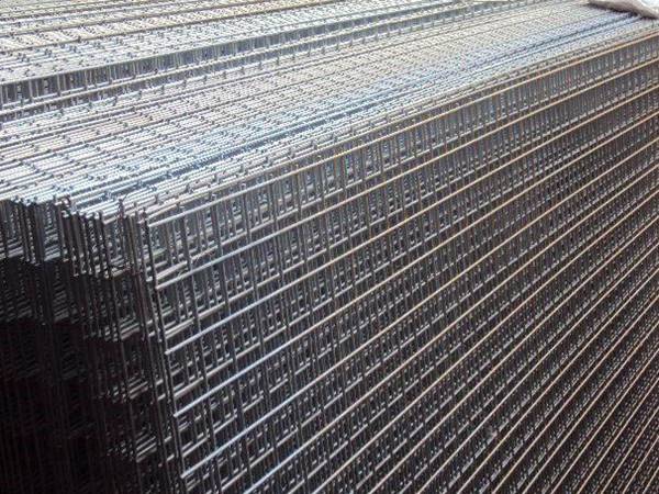 建築(zhu)電(dian)銲(han)網(wǎng)(wang)2