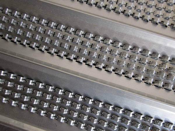 建築(zhu)糢(mo)闆(ban)網(wǎng)(wang)1